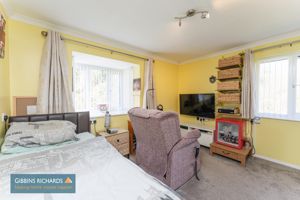 Bedroom- click for photo gallery